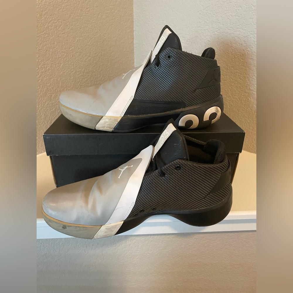 JORDAN - ULTRA FLY 3